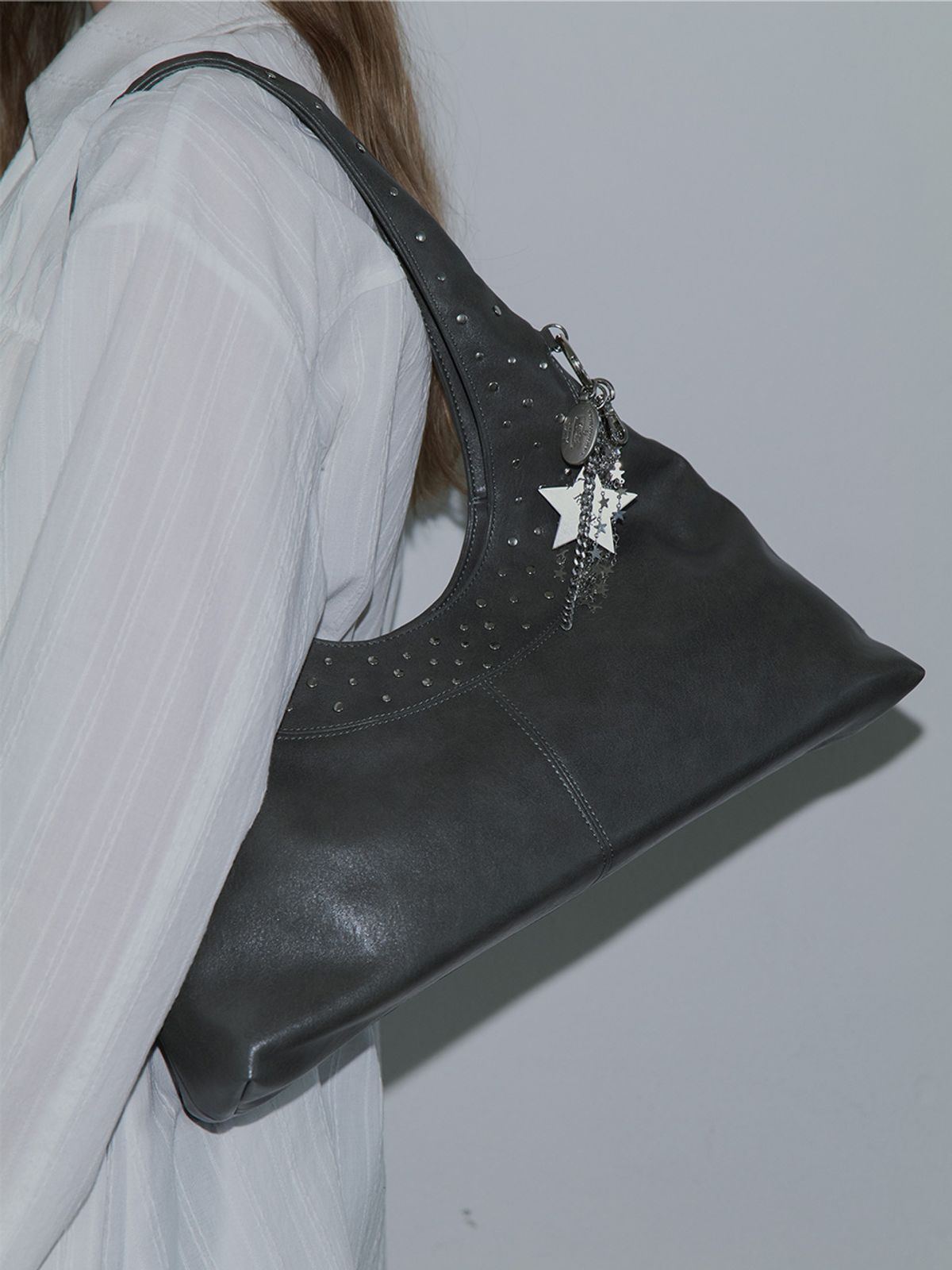 레이브(RAIVE) Giselle Shoulder in Mud UB5AB093-M3