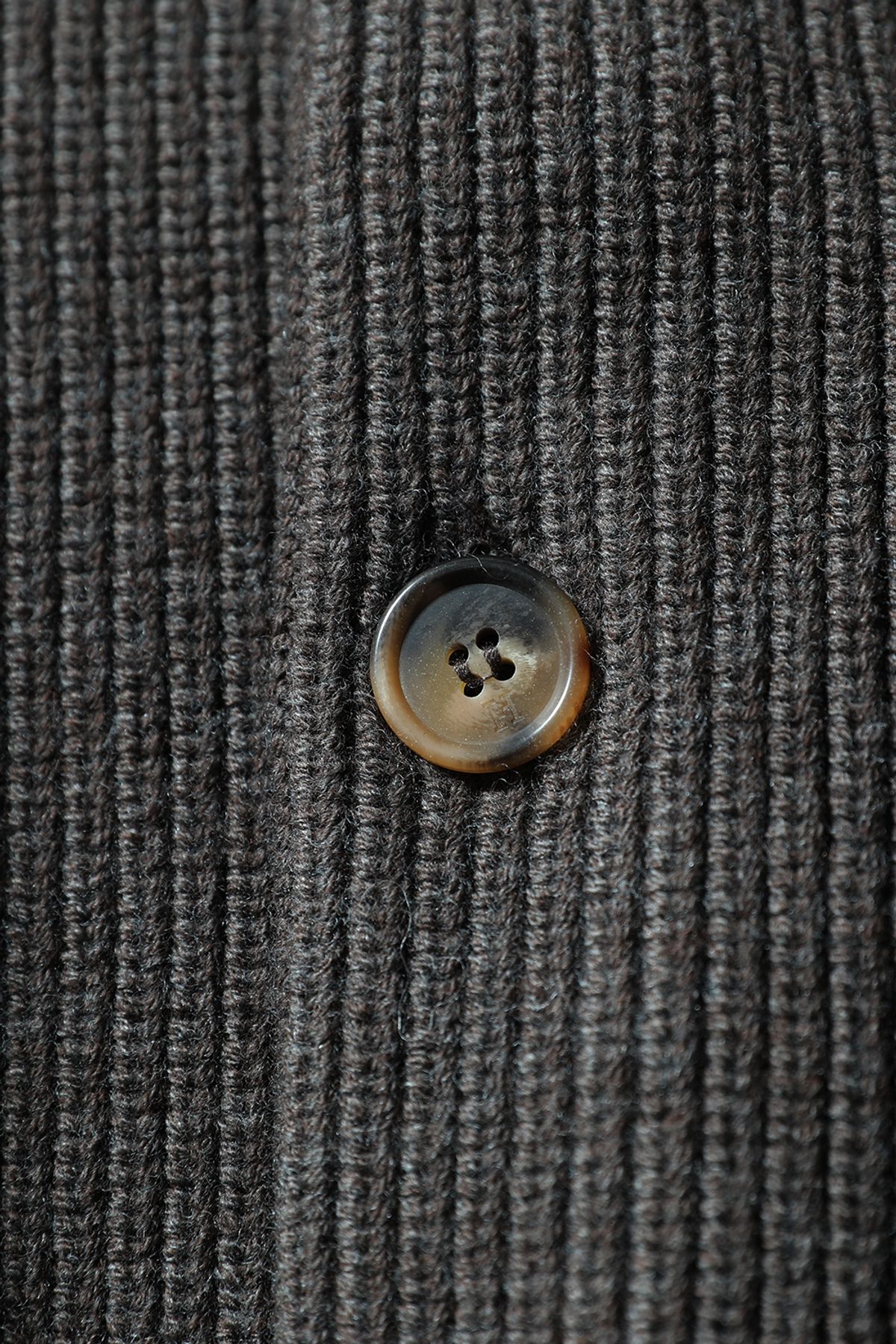 홀리선(HORLISUN) Annette Superfine Wool Heavy Rib Knit Cardigan Spain Olive