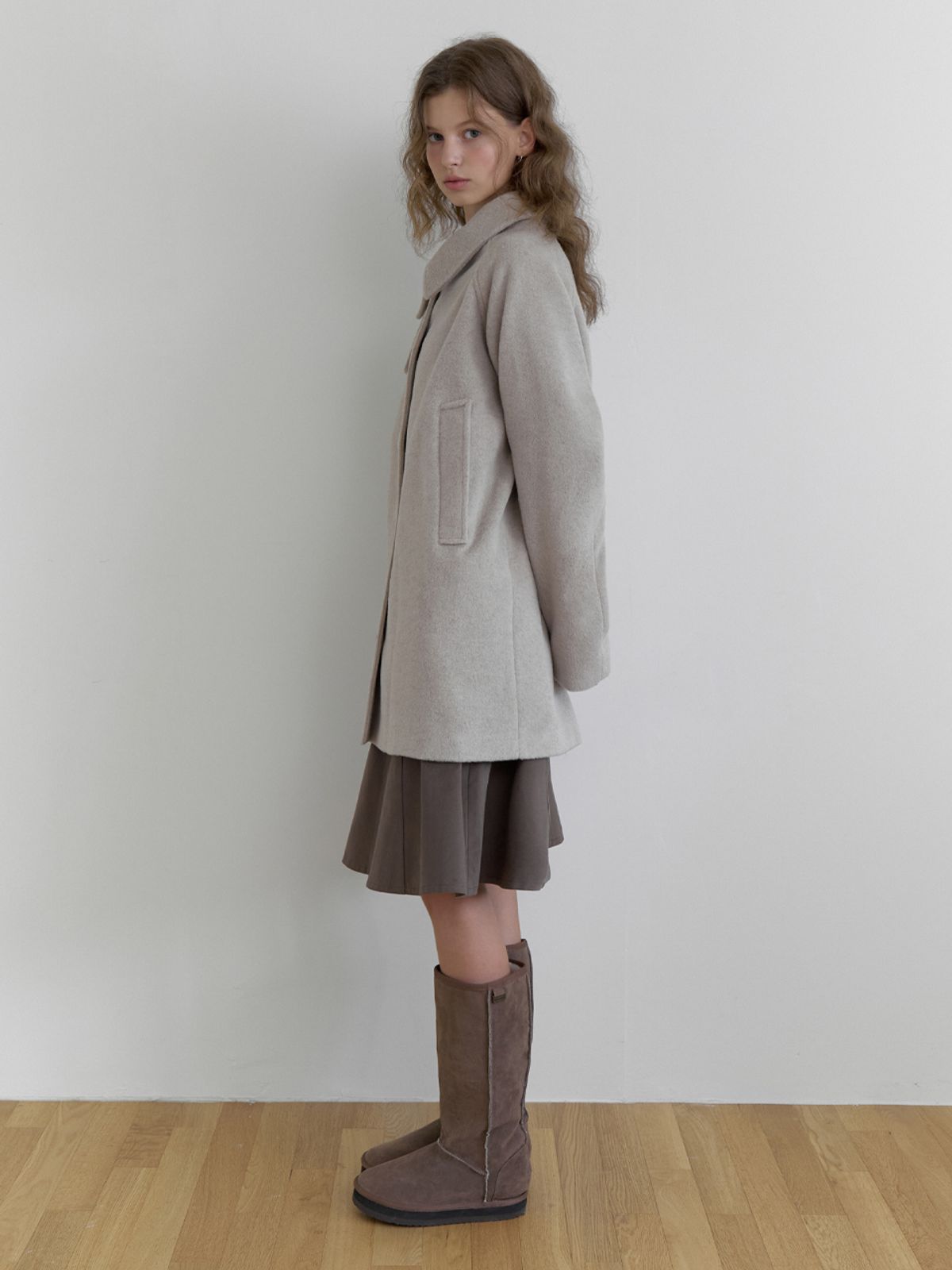 더미튼(THEMITTEN) Natty raglan half coat (beige)