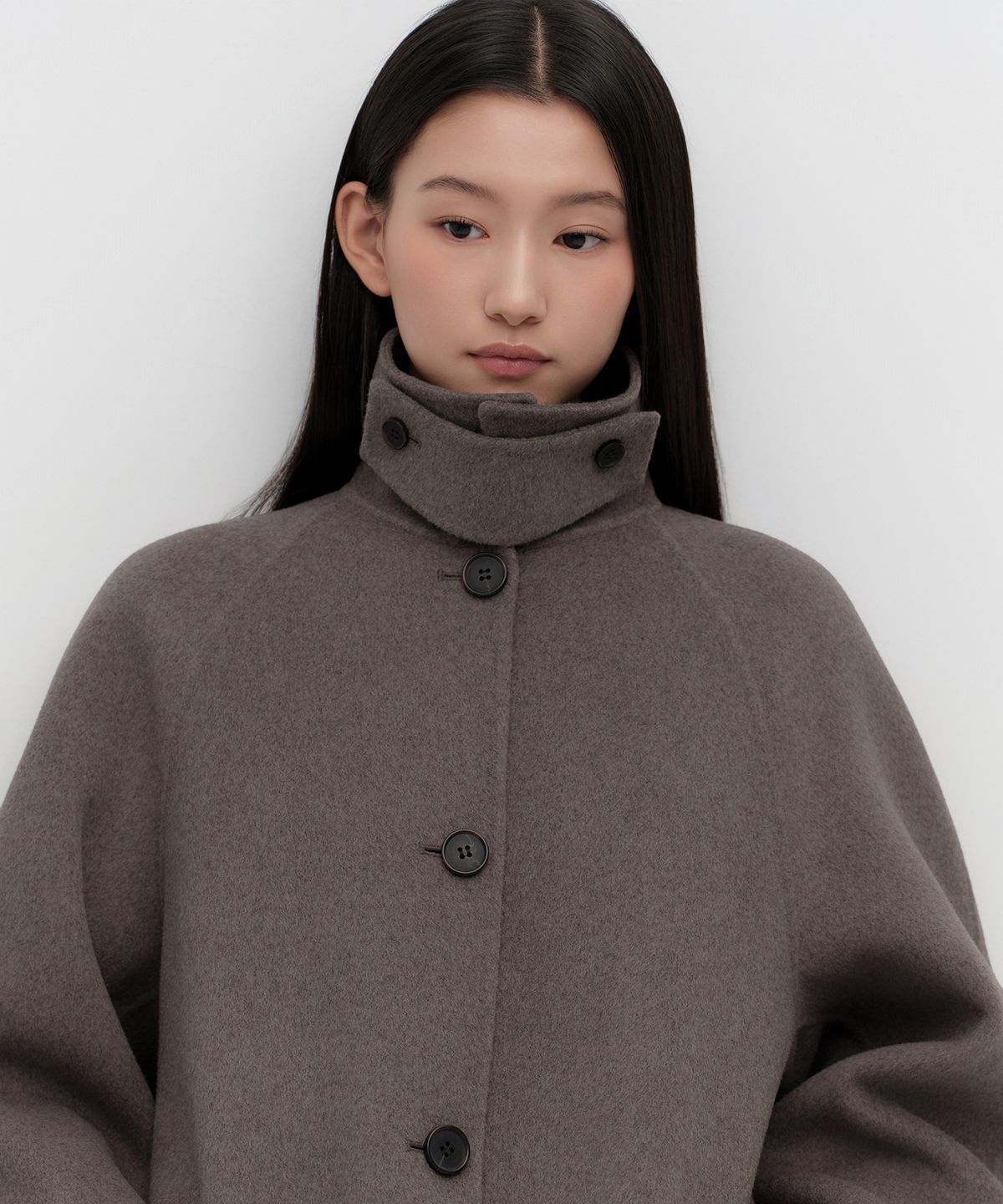 무신사 스탠다드 우먼(MUSINSA STANDARD WOMAN) 우먼즈 캐시미어 블렌드 핸드메이드 하프 발마칸 로브 코트 [토프]