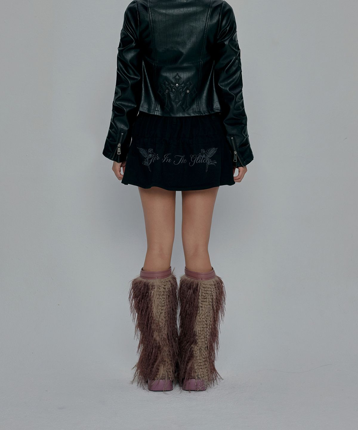 길라아카이브(GILAARCHIVE) LETTERING ANGEL WING SHIRRING SKIRT_BLACK