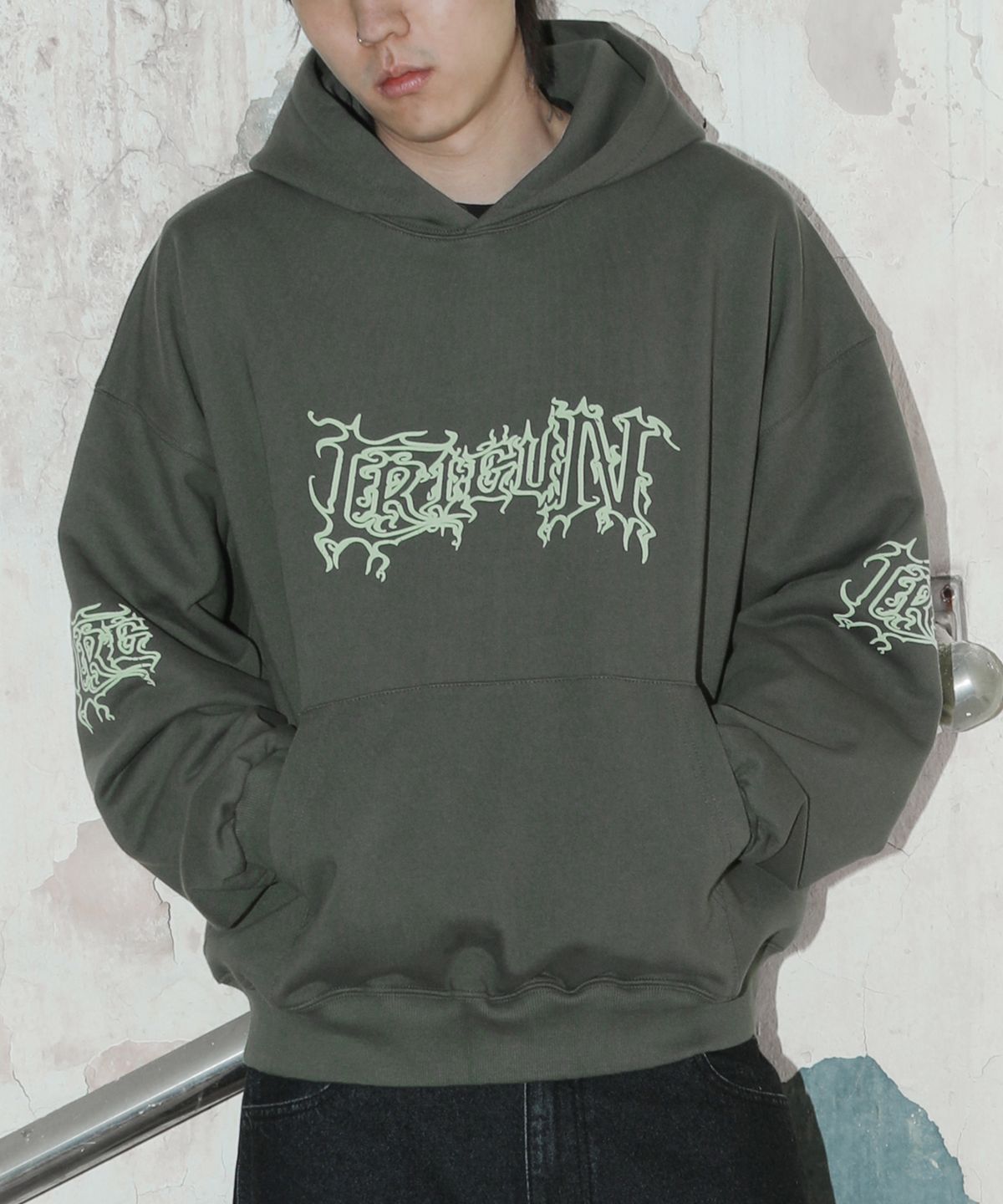 크리건(CRIGUN) METAL WAVED HOODIE KHAKI