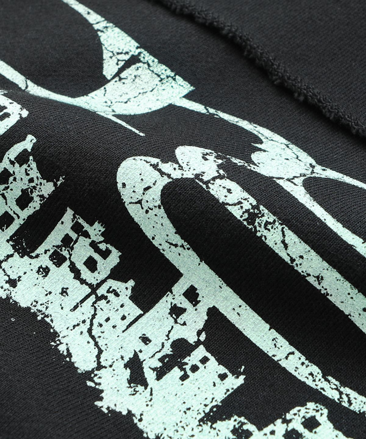 크리건(CRIGUN) CITY LOGO CUT OFF HOODIE BLACK