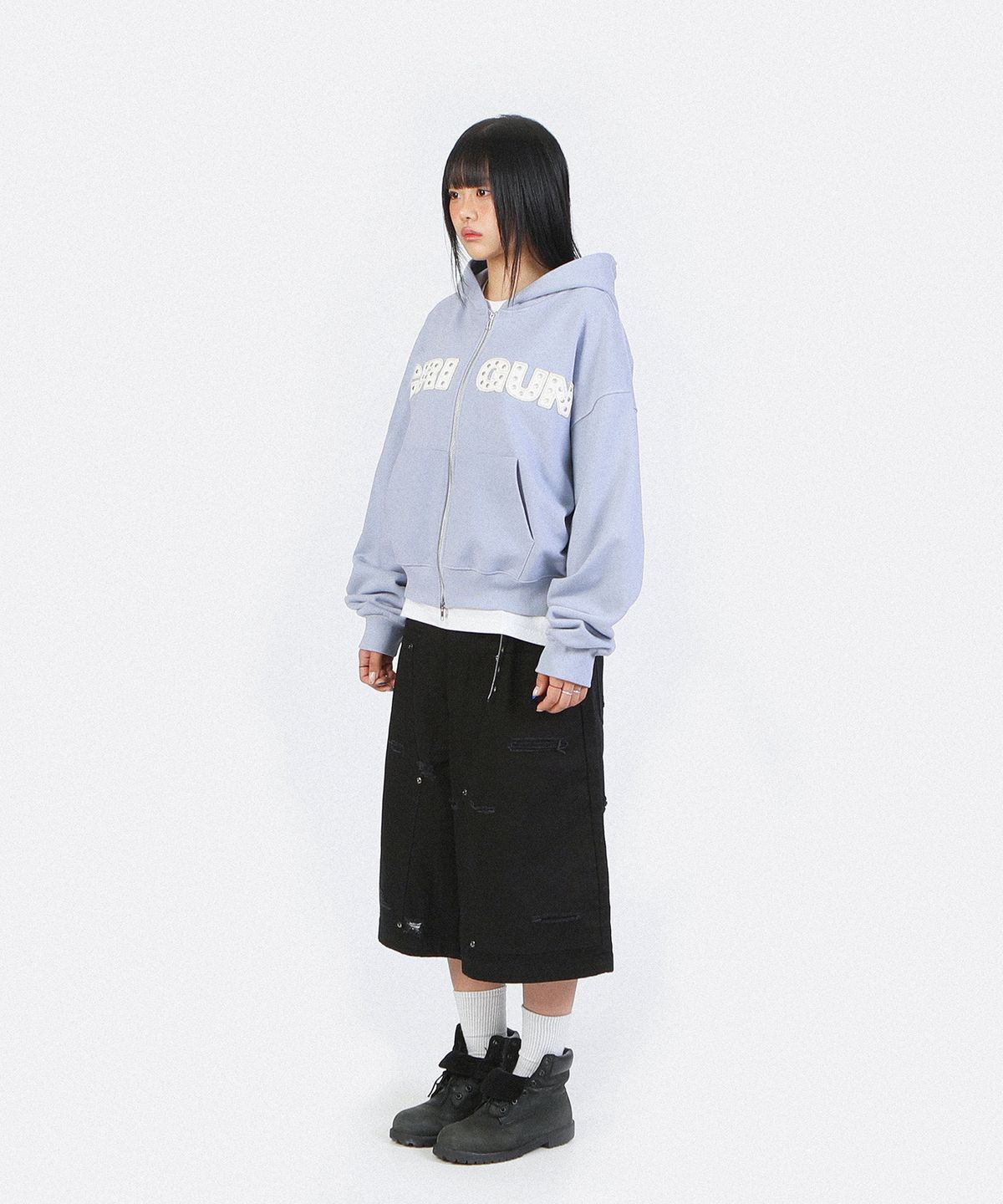크리건(CRIGUN) APPLIQUE RIVET ZIP UP HOODIE SKY BLUE