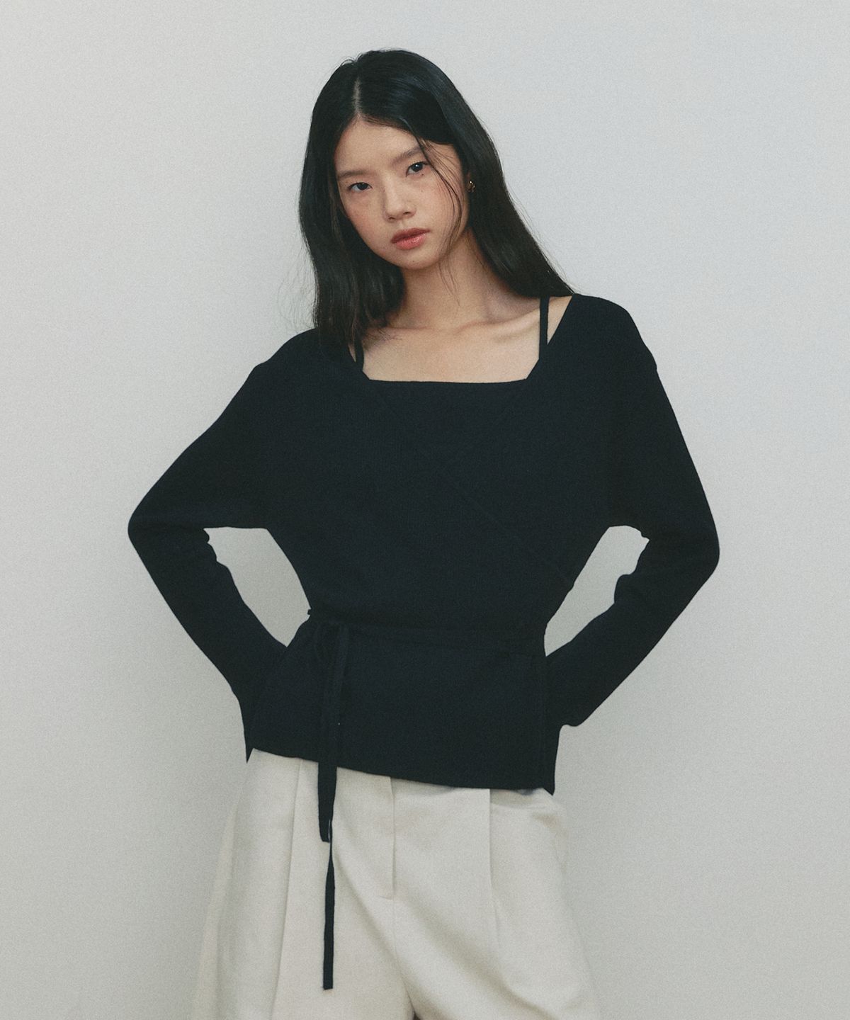 쎄미(SSEMI) WOOL WRAP KNIT&SLEEVELESS(BK)