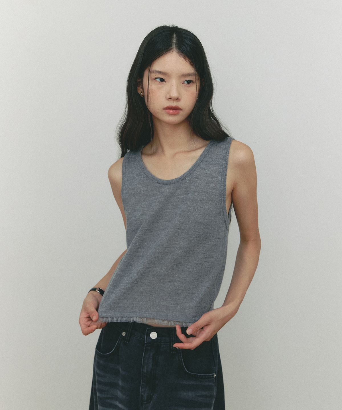 쎄미(SSEMI) FRILLY WOOL SLEEVELESS KNIT(GR)