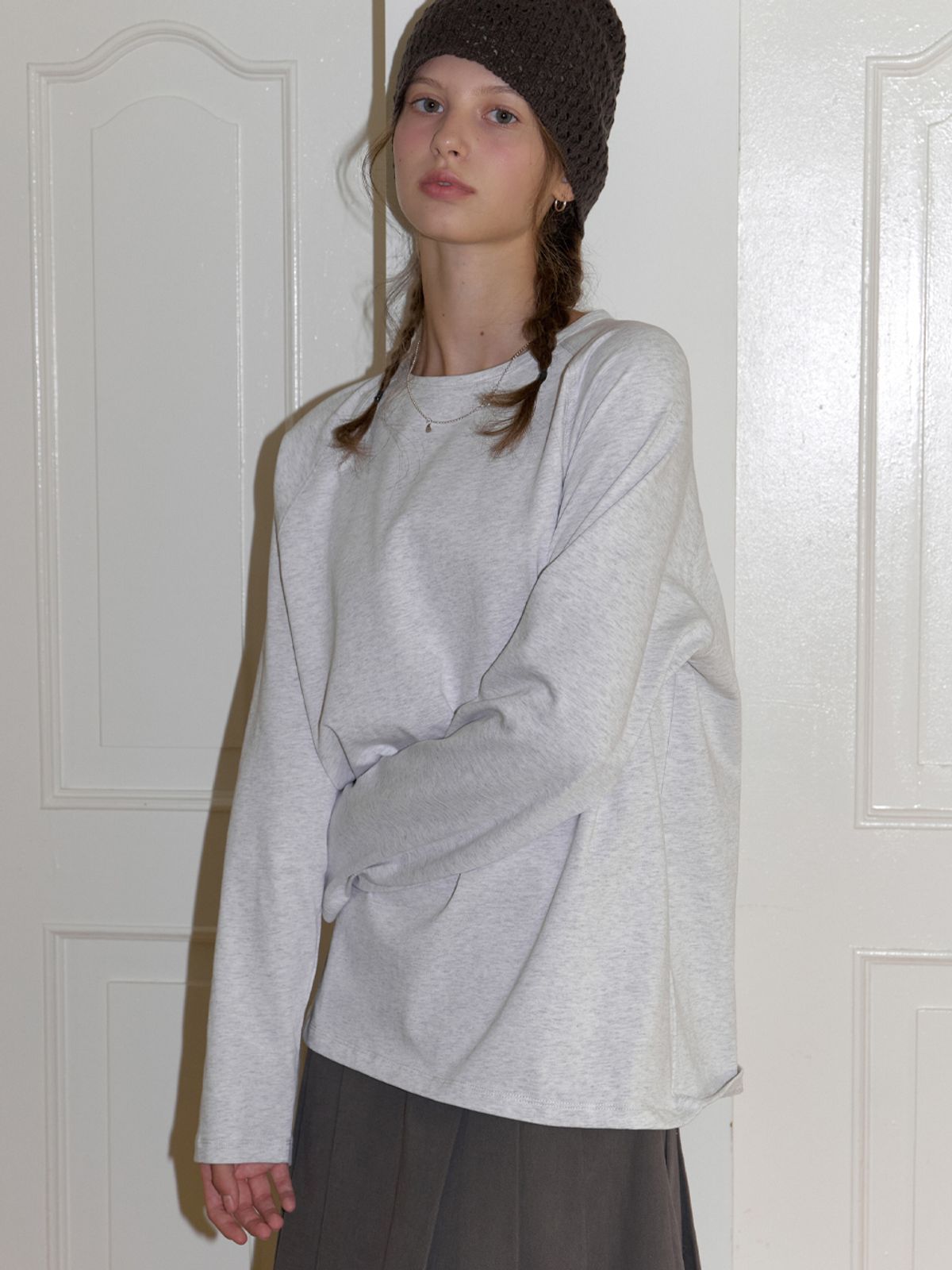 더미튼(THEMITTEN) Basin raglan t-shirt (melange gray)