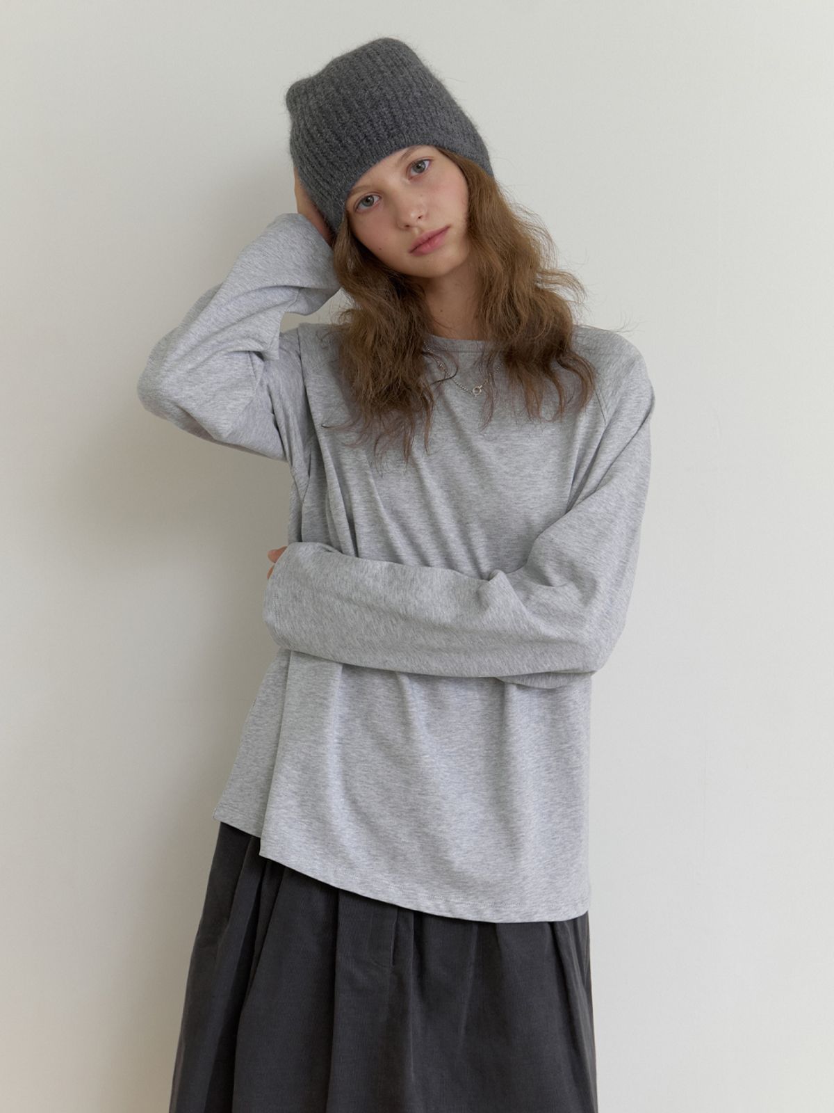 더미튼(THEMITTEN) Basin raglan t-shirt (gray)