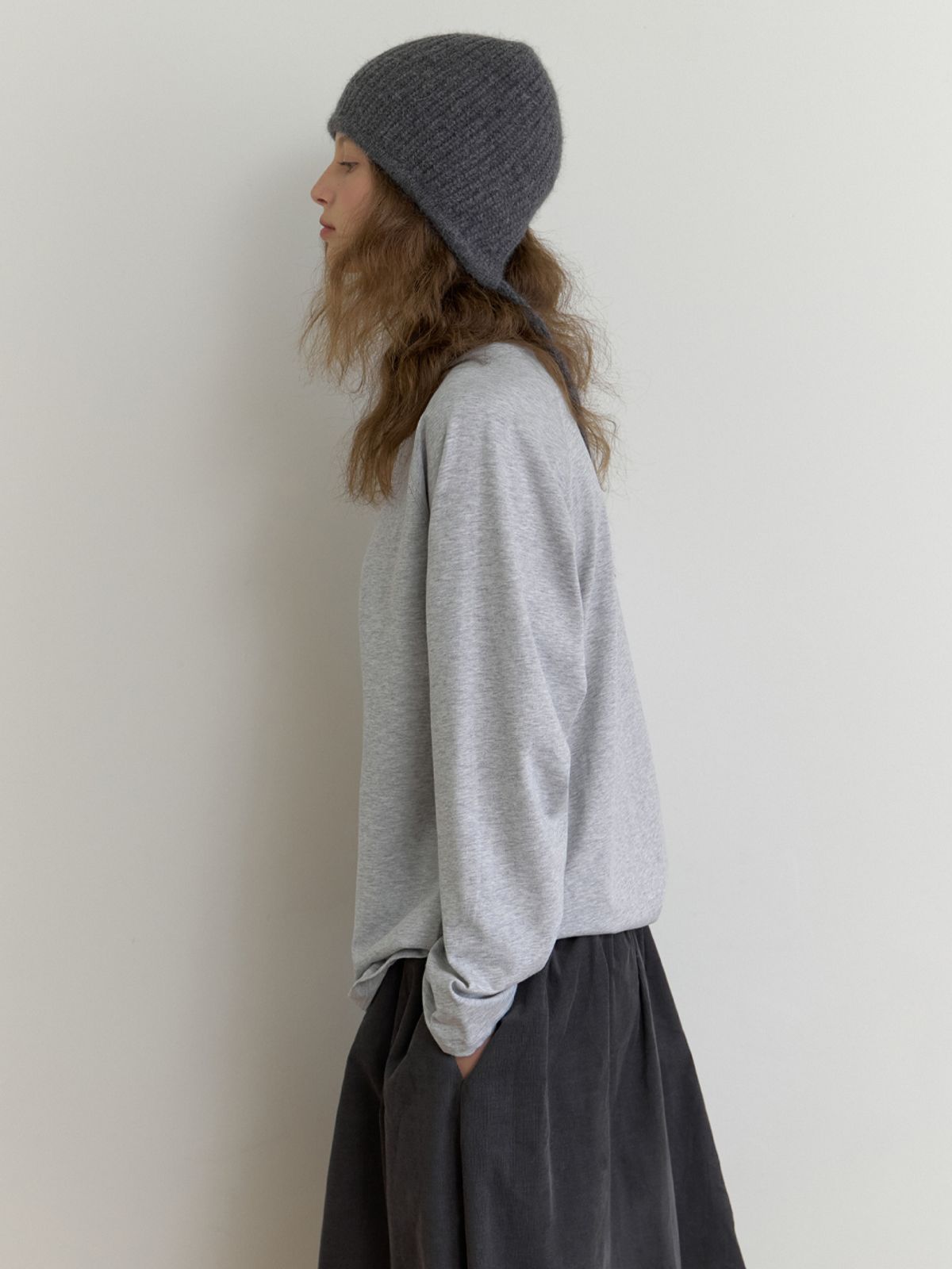더미튼(THEMITTEN) Basin raglan t-shirt (gray)