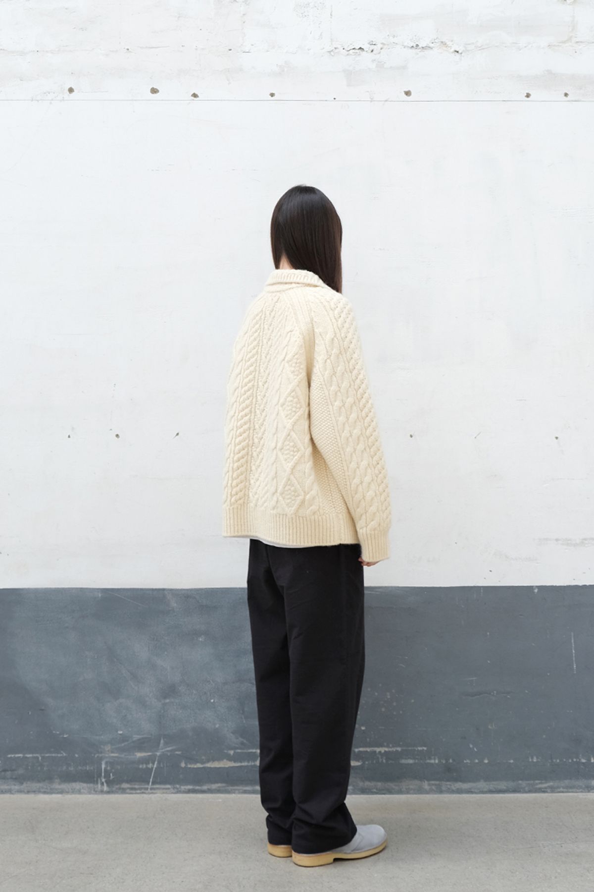 홀리선(HORLISUN) Aran Zip Up Knit Cardigan Ecru