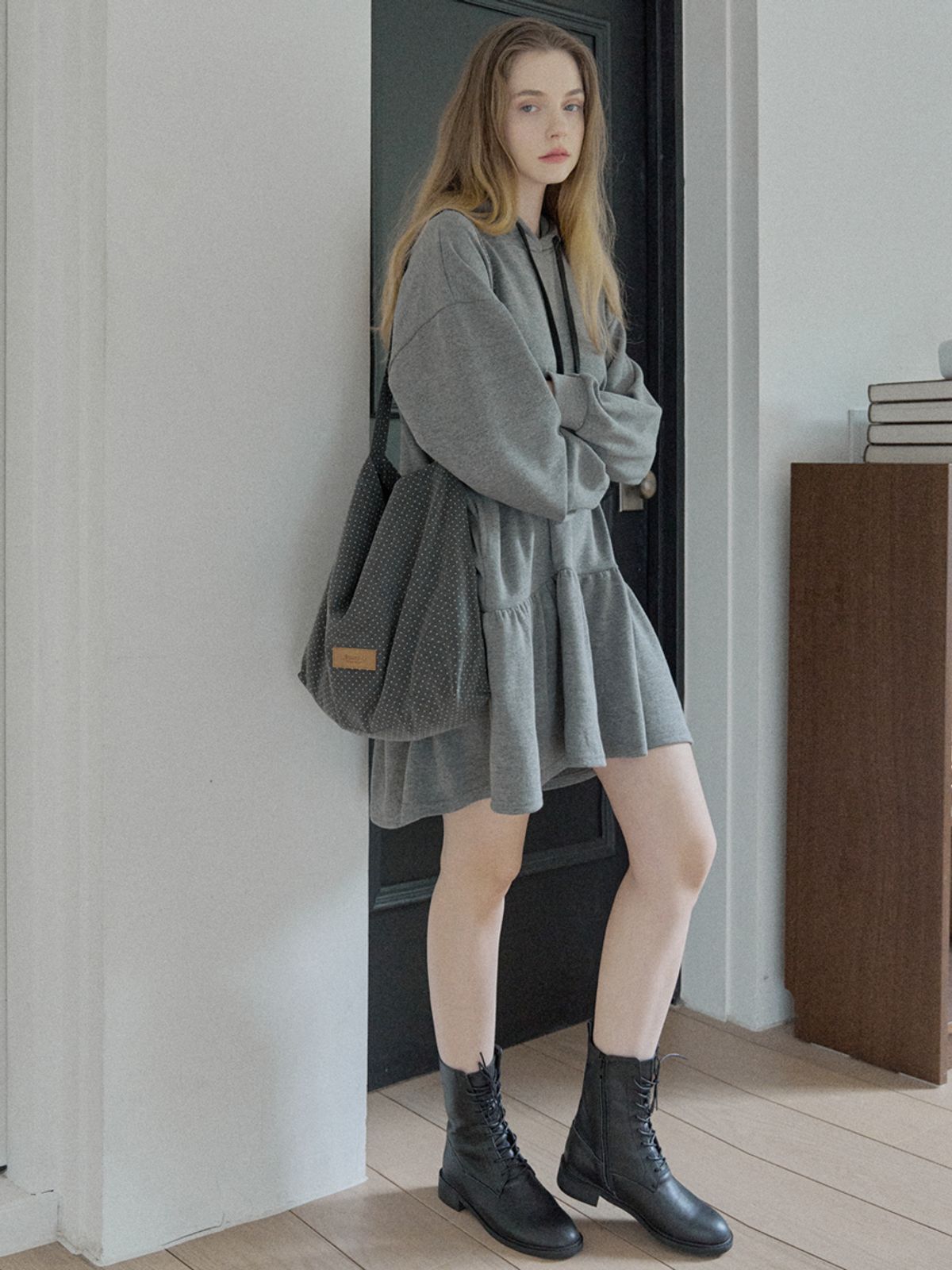 아방(AVANT-G) Hooded Frill Mini Dress - CHARCOAL