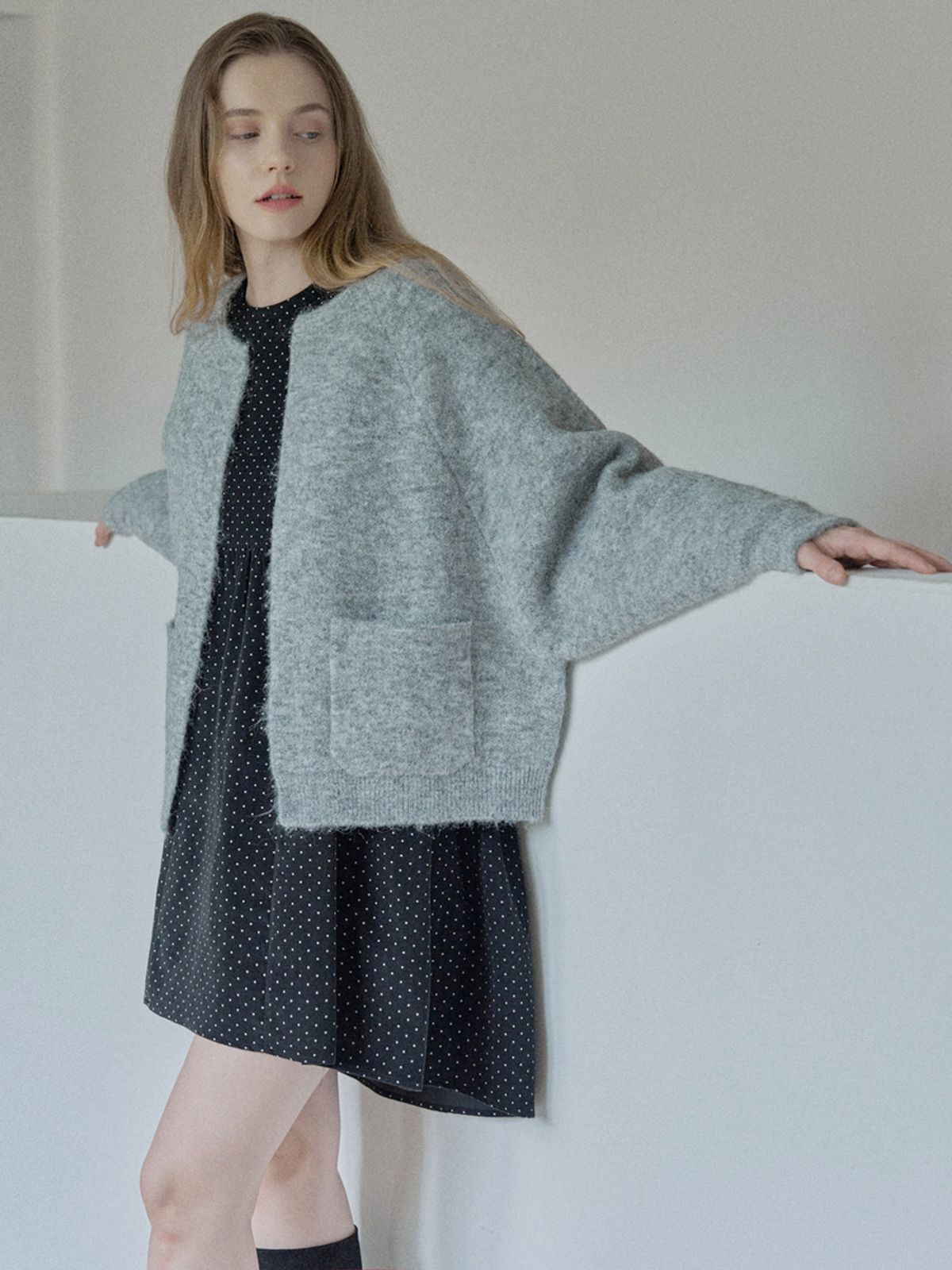 아방(AVANT-G) Dot Corduroy Mini Dress - BLACK