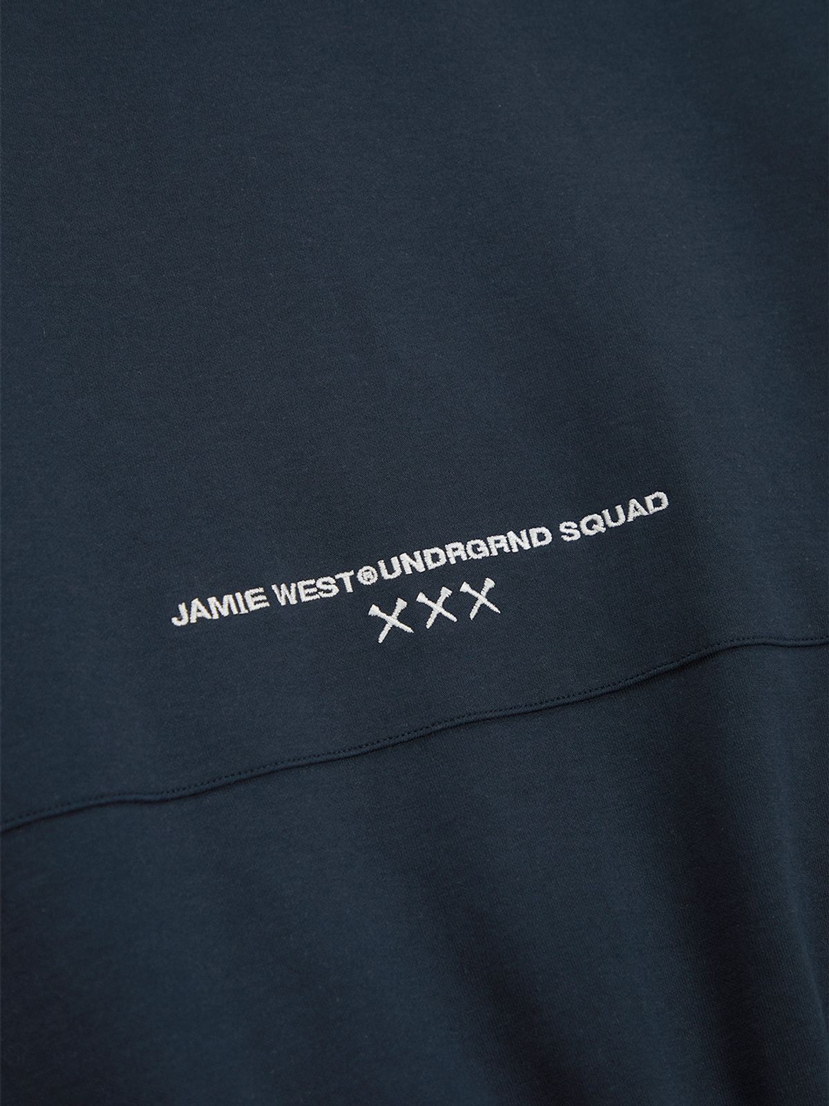 제이미웨스트(JAMIE WEST) 리버서블 하이넥 수베니어 자켓 (블루)