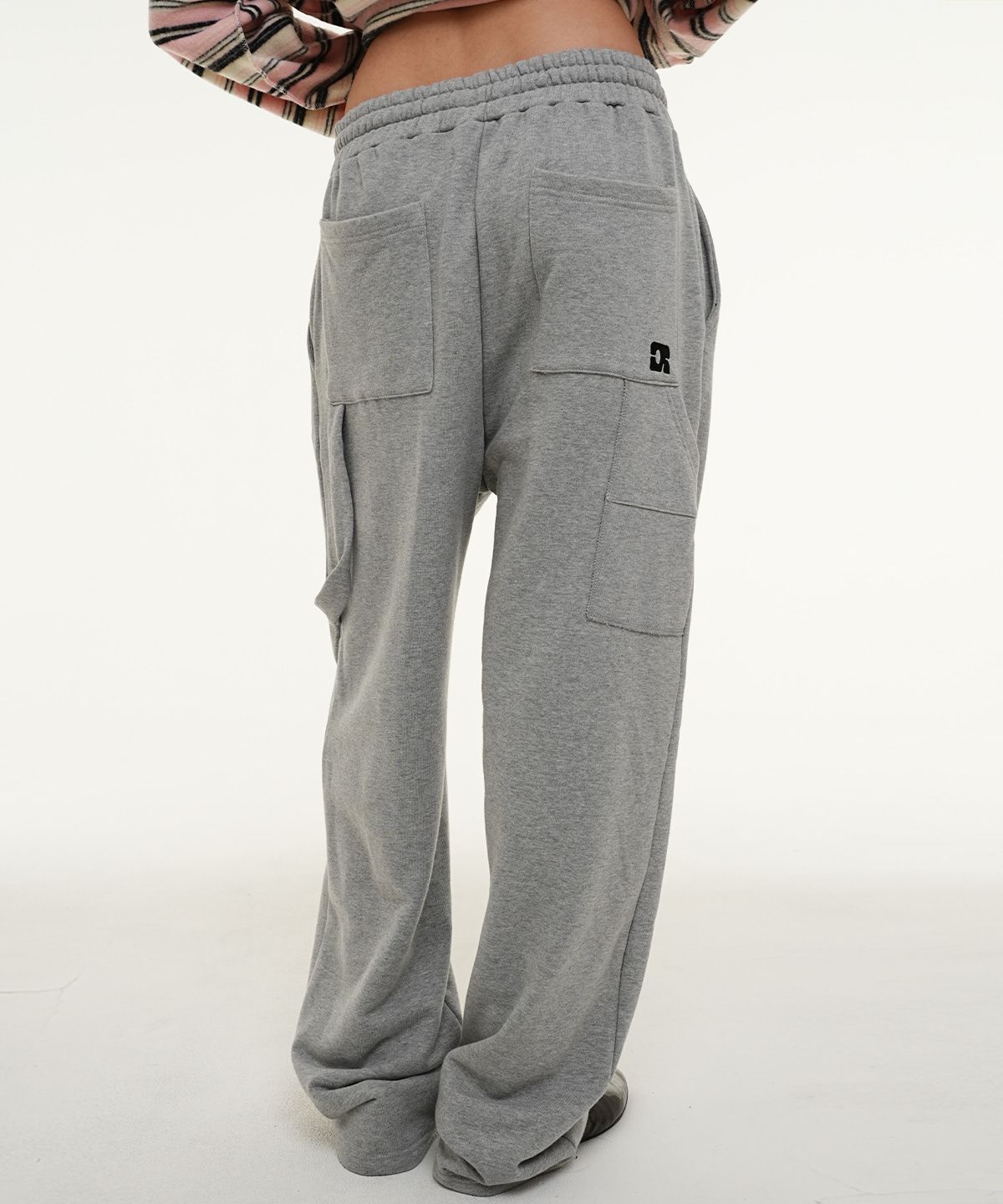 센토르(CENTAUR.KR) CENTAUR CARPENTER SWEATPANTS_DARK GREY