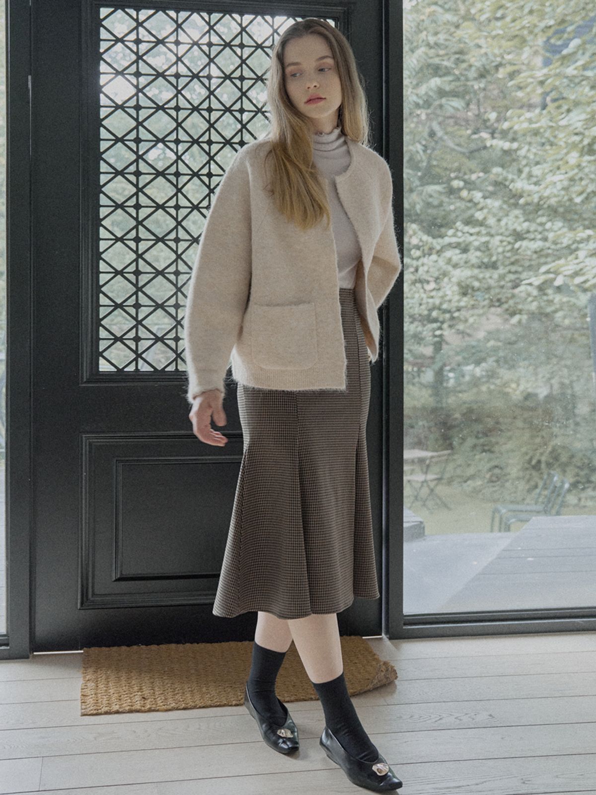 아방(AVANT-G) Swallow Pattern Mermaid Skirt - BROWN