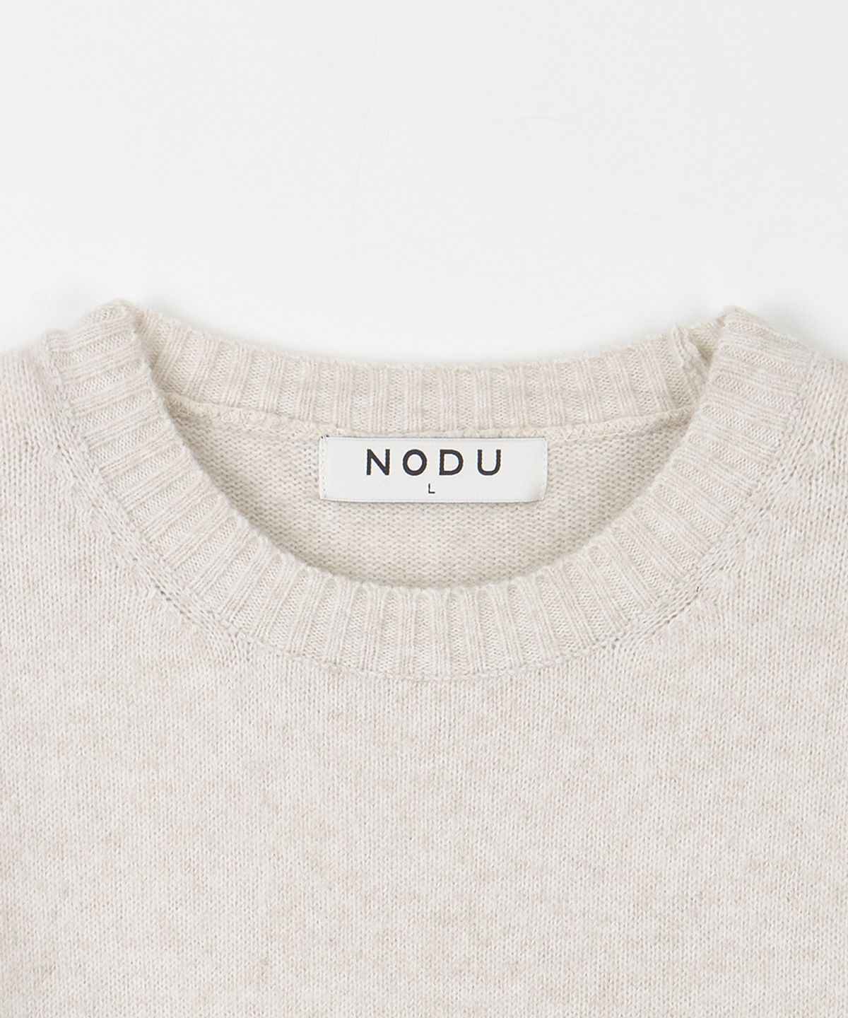 노드유(NODU) 포멀 베이직 라운드 니트 [아이보리]