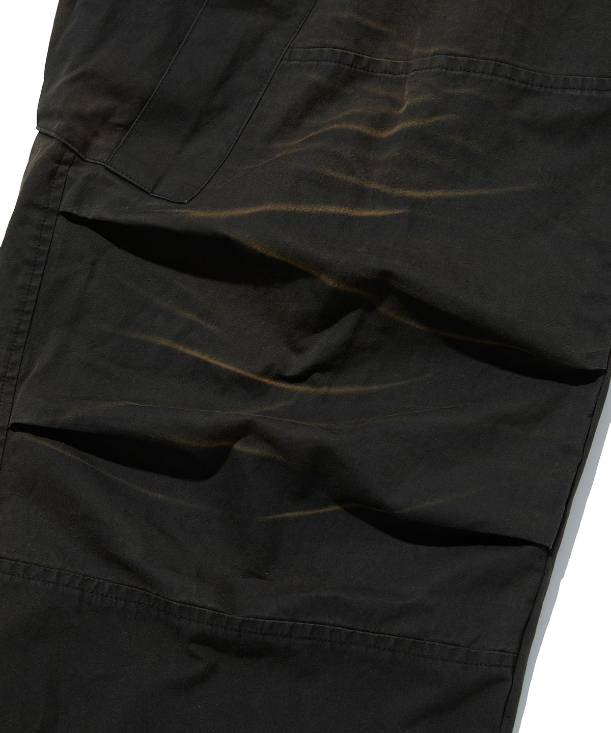 스웨이드(SUADE) WASHED CARGO PANTS [DARK BLACK]