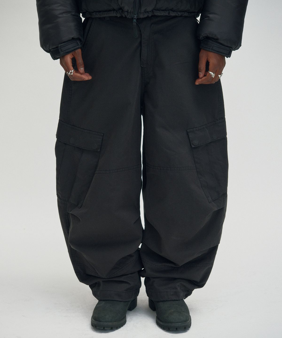 스웨이드(SUADE) WASHED CARGO PANTS [BLACK]
