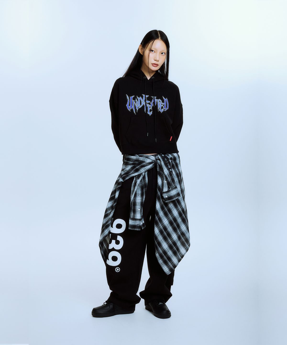 아카이브 볼드(ARCHIVE BOLD) UNDEFEATED CROP HOOD (BLACK)