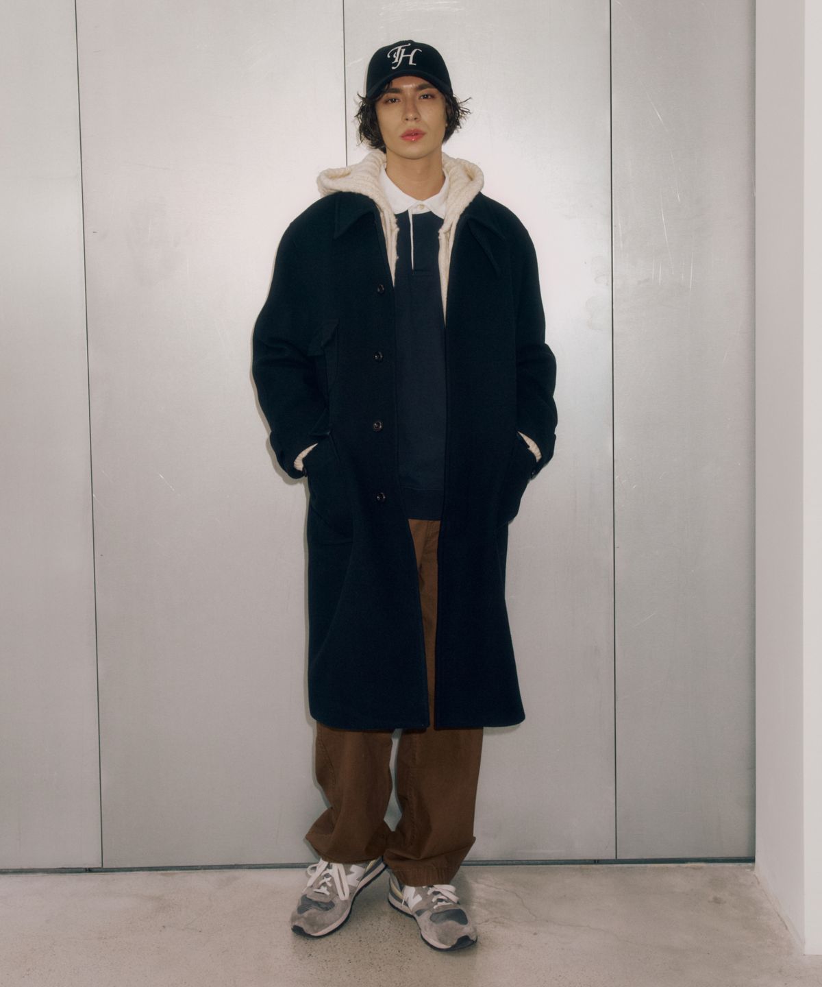 트래픽하모니(TRAFFIC HARMONY) WOOL BLEND TH APPLIQUE LOGO DEEP-FIT BALLCAP_BLACK