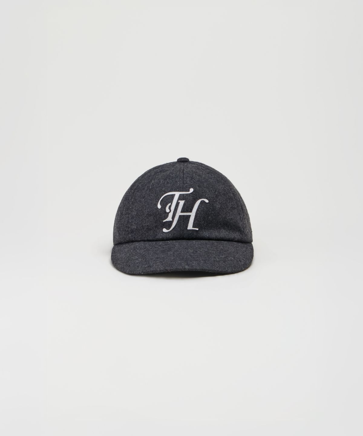 트래픽하모니(TRAFFIC HARMONY) WOOL BLEND TH APPLIQUE LOGO  DEEP-FIT 6-PANEL CAP_GREY