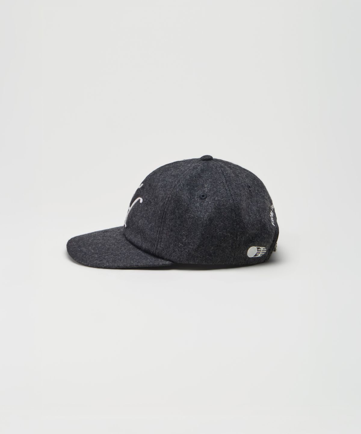 트래픽하모니(TRAFFIC HARMONY) WOOL BLEND TH APPLIQUE LOGO  DEEP-FIT 6-PANEL CAP_GREY