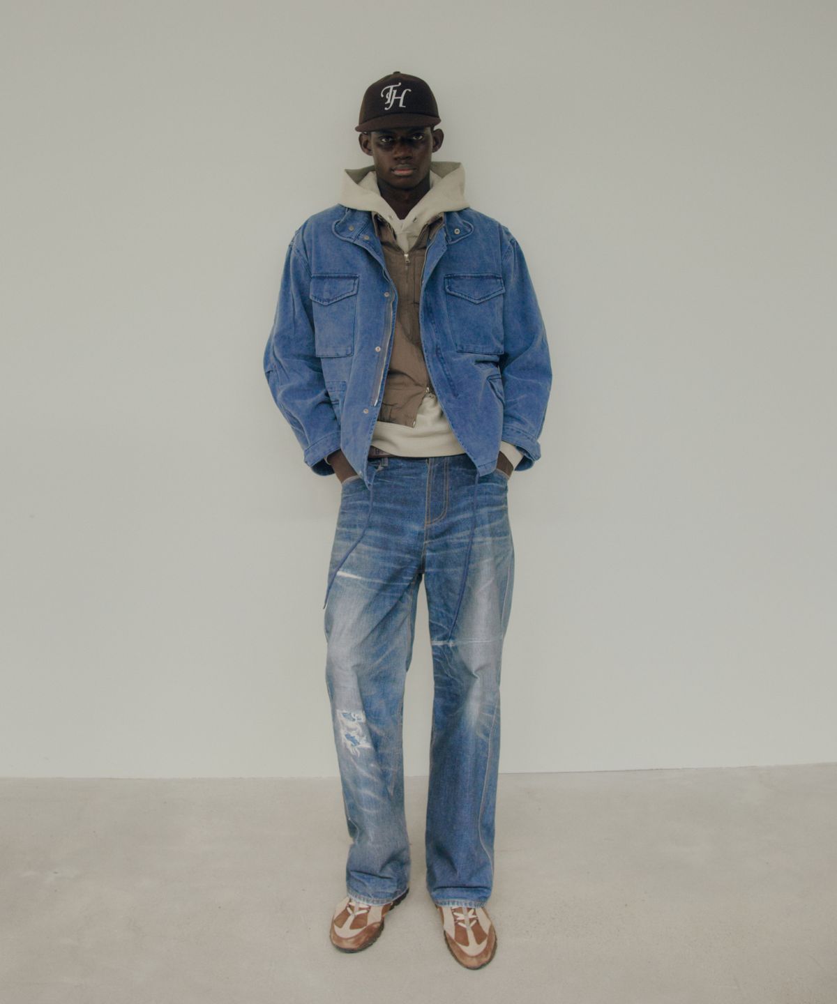 트래픽하모니(TRAFFIC HARMONY) WOOL BLEND TH APPLIQUE LOGO  DEEP-FIT 6-PANEL CAP_BROWN