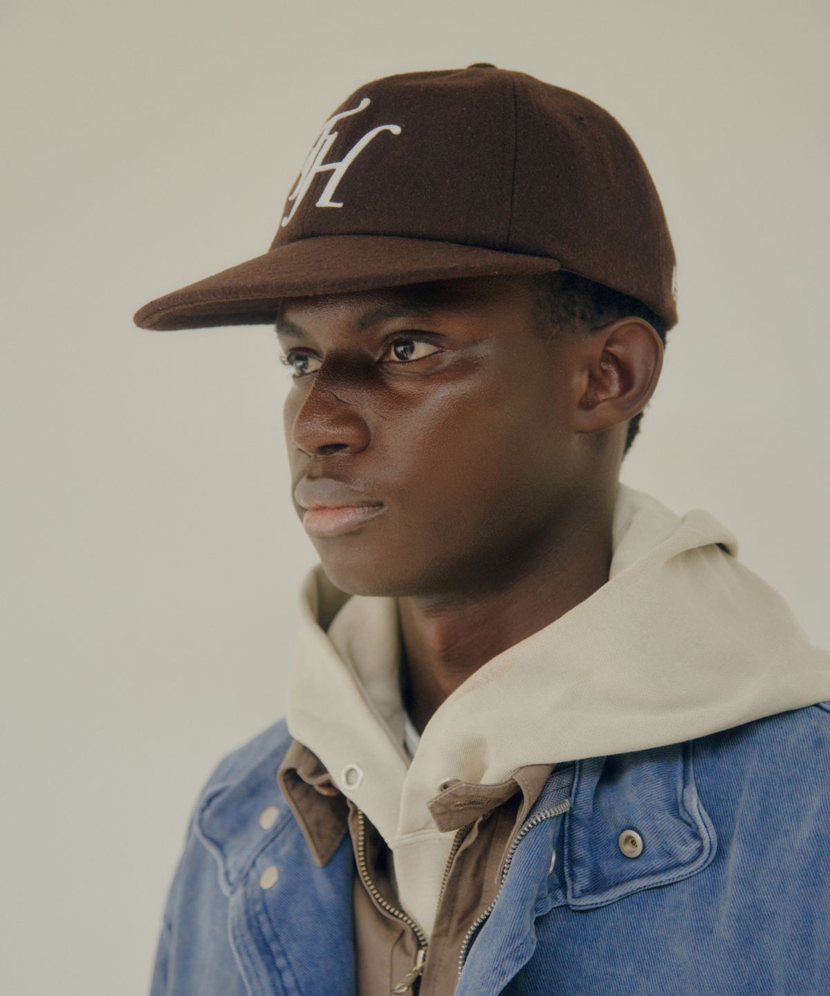 트래픽하모니(TRAFFIC HARMONY) WOOL BLEND TH APPLIQUE LOGO  DEEP-FIT 6-PANEL CAP_BROWN