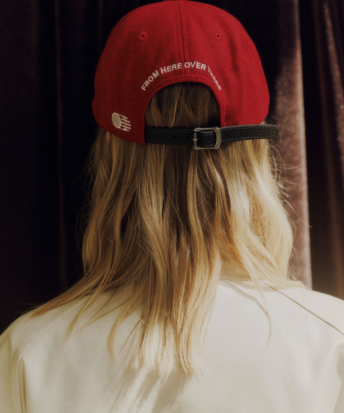 트래픽하모니(TRAFFIC HARMONY) WOOL BLEND TH APPLIQUE LOGO DEEP-FIT 6-PANEL CAP_RED