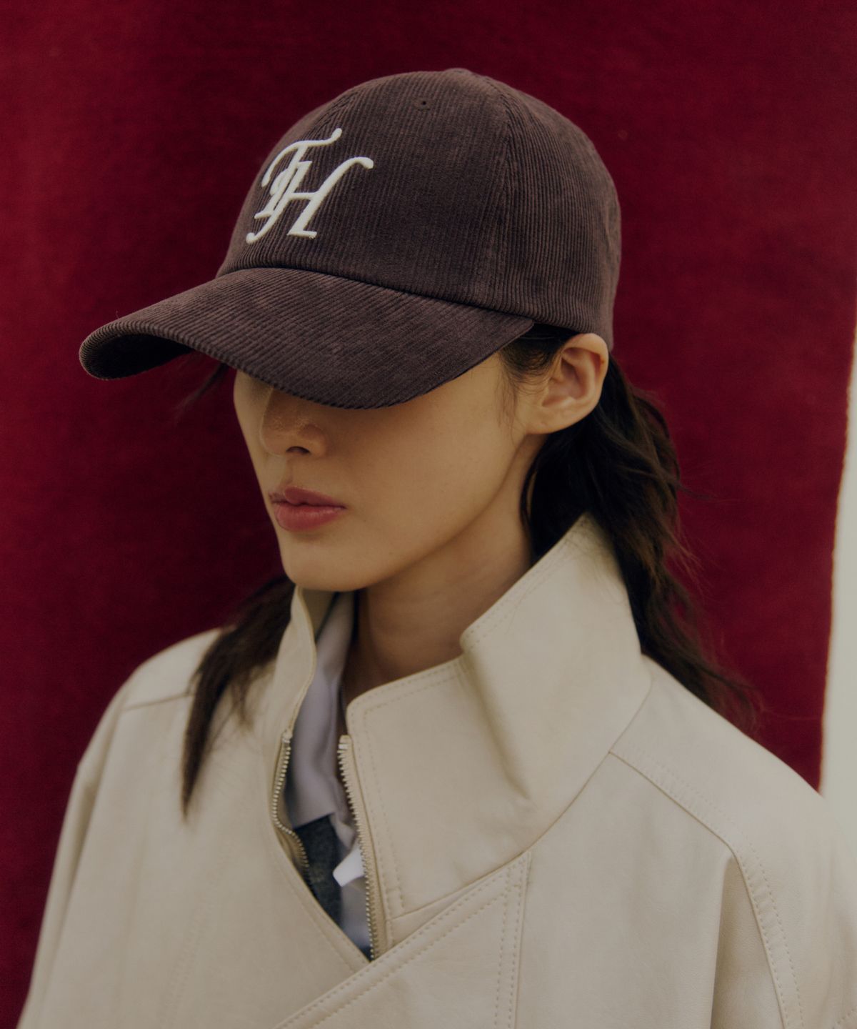 트래픽하모니(TRAFFIC HARMONY) CORDUROY TH LOGO DEEP-FIT BALLCAP_BROWN