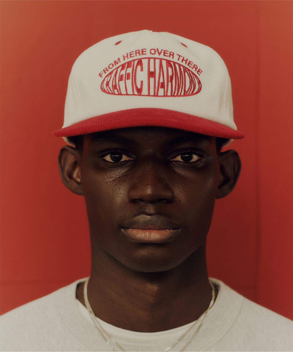 트래픽하모니(TRAFFIC HARMONY) CORDUROY ROUND LOGO DEEP-FIT 5-PANEL CAP_RED