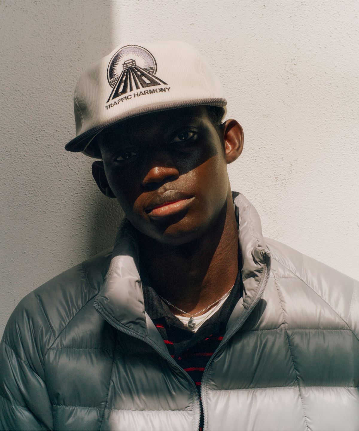 트래픽하모니(TRAFFIC HARMONY) CORDUROY ROUND LOGO DEEP-FIT 5-PANEL CAP_GREY