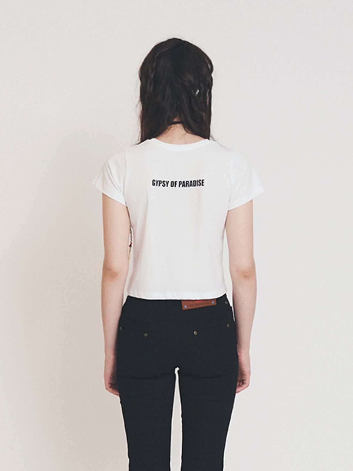 에즈이프 캘리(ASIF CALIE) STICKER BOMB CALIE CROP T-SHIRT WHITE