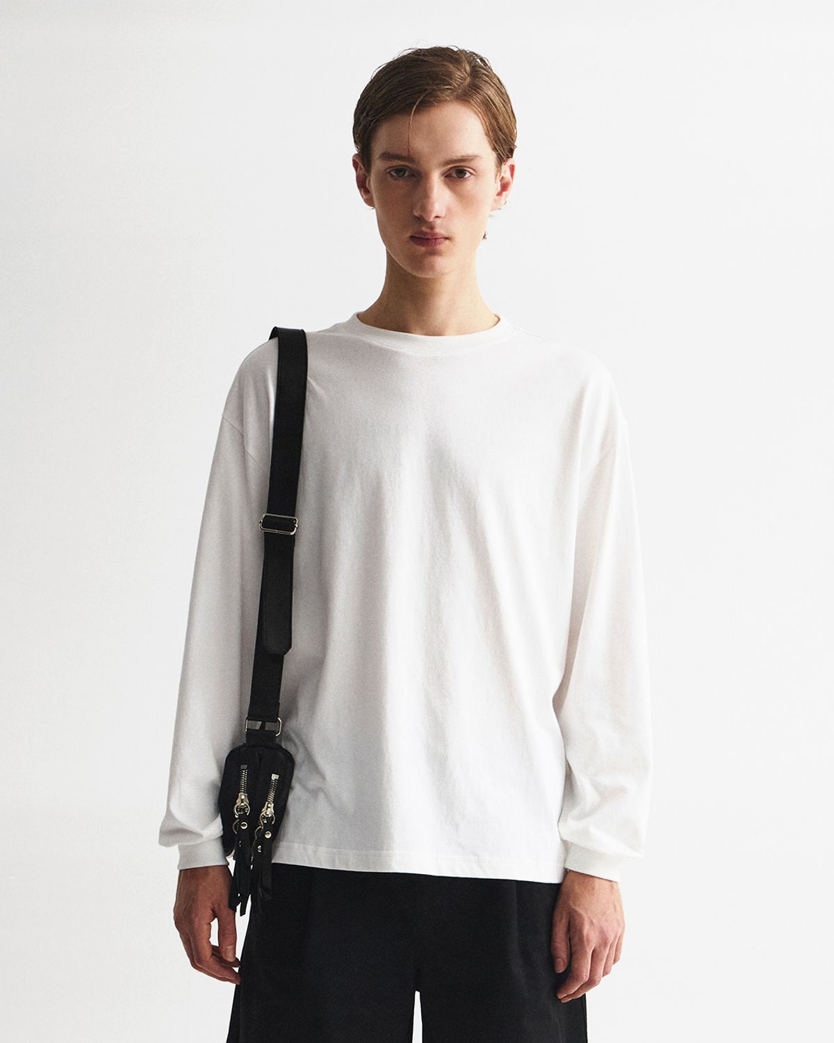 언어펙티드 에센셜(UNAFFECTED ESSENTIAL) EASY COMFORT LONG SLEEVES / OFF WHITE