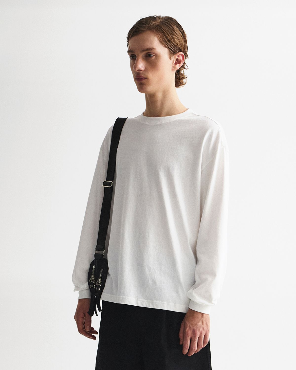 언어펙티드 에센셜(UNAFFECTED ESSENTIAL) EASY COMFORT LONG SLEEVES / OFF WHITE