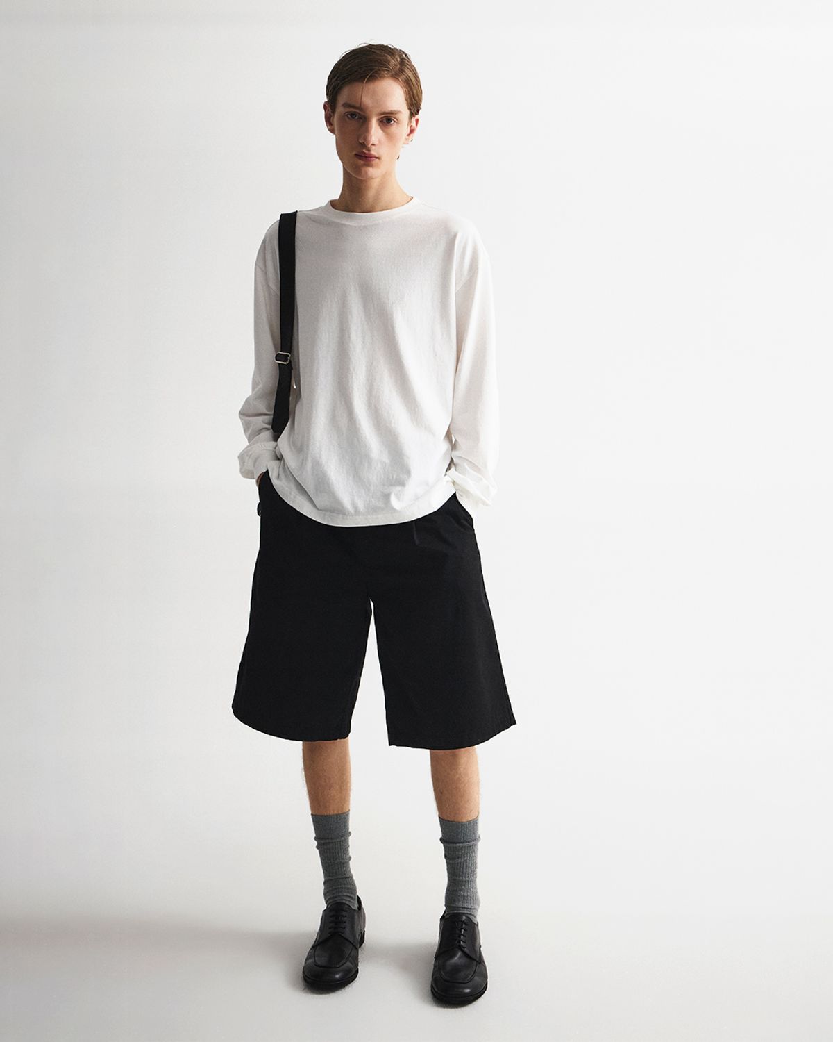 언어펙티드 에센셜(UNAFFECTED ESSENTIAL) EASY COMFORT LONG SLEEVES / OFF WHITE