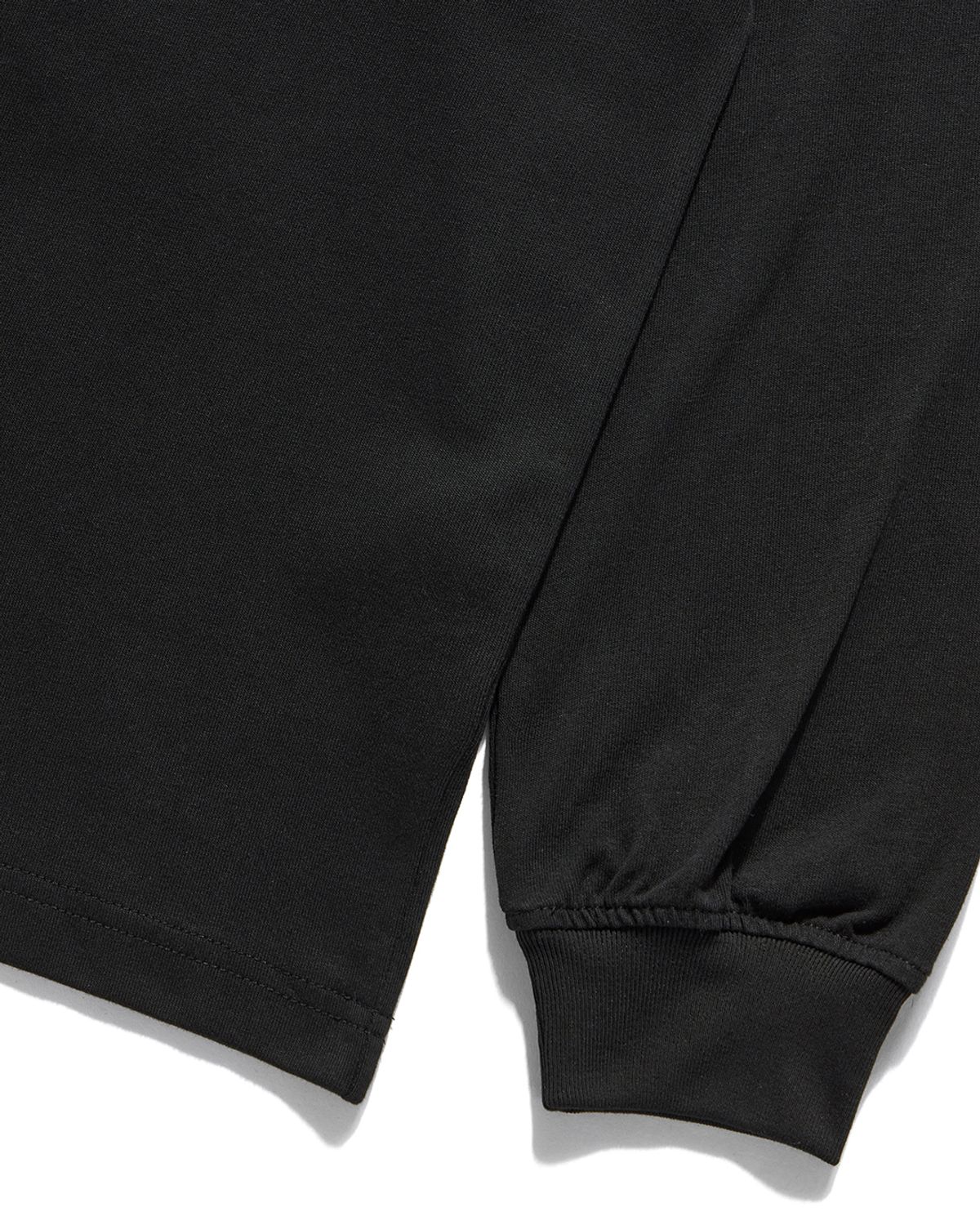 언어펙티드 에센셜(UNAFFECTED ESSENTIAL) EASY COMFORT LONG SLEEVES / BLACK