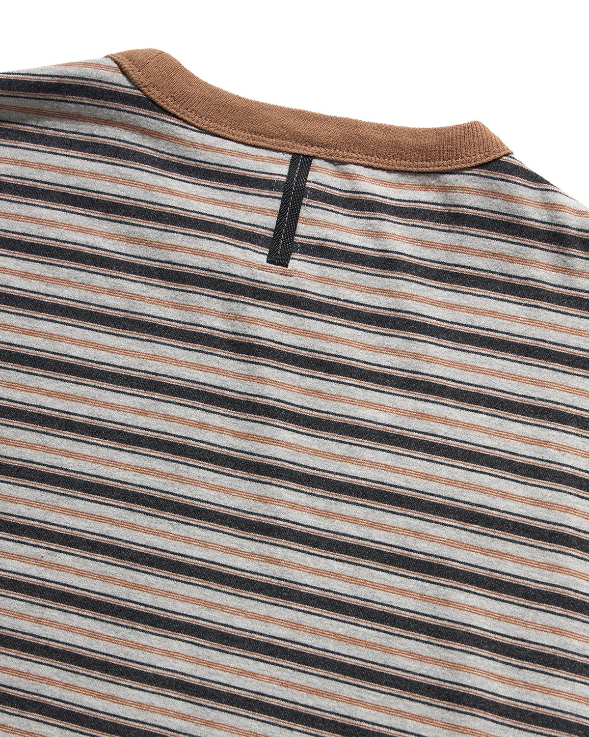 언어펙티드 에센셜(UNAFFECTED ESSENTIAL) CROPPED BORDER LONG SLEEVES / CAMEL&BLACK