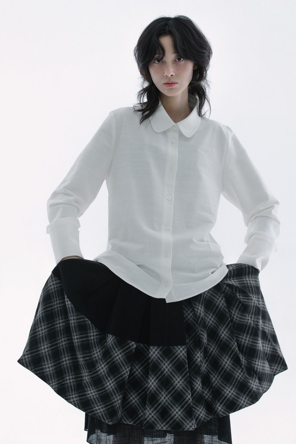 HUGYOURSKIN 新作Check Pleated Midi Skirt MUSINSA | HUG YOUR SKIN Check Pleated Midi Skirt (Black)