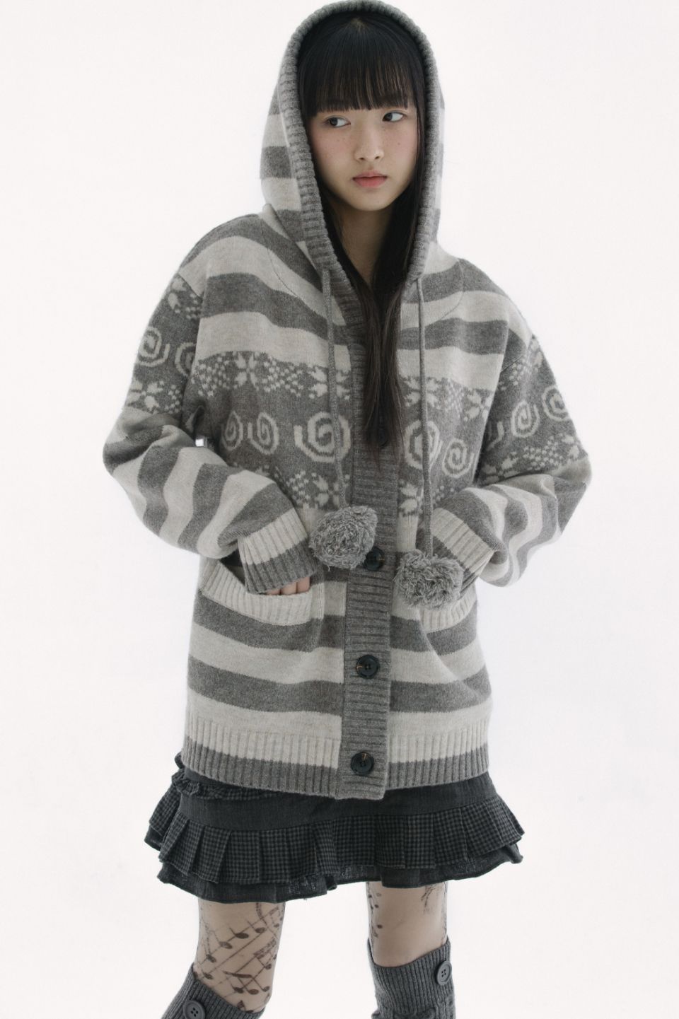 トップス HUG YOUR SKIN Angel wing pom-pom hooded MUSINSA公式 | HUG YOUR SKIN エンジェルウィングフーディージップ