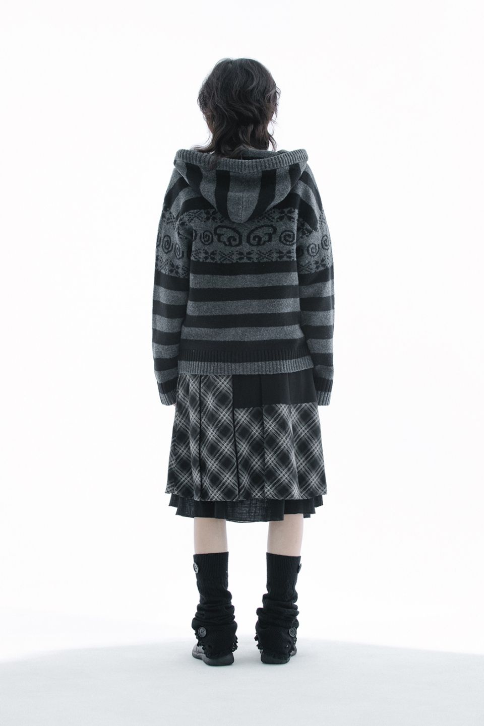 MUSINSA | HUG YOUR SKIN Angel wing hooded pom-pom cardigan (Charcoal)