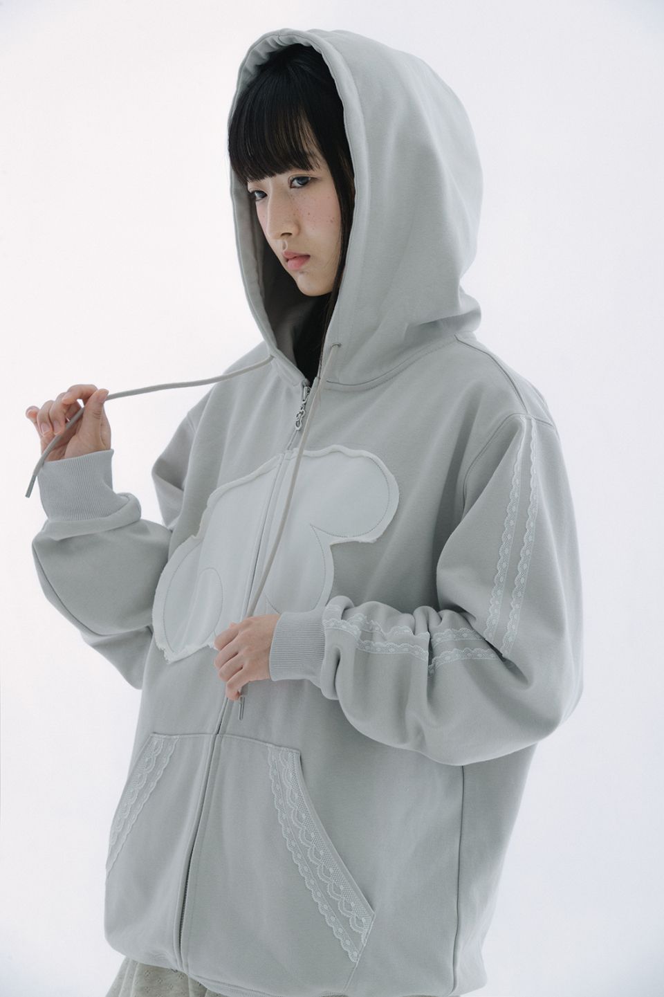 MUSINSA公式 | HUG YOUR SKIN Angel wing hoodie zip-up (Gray)