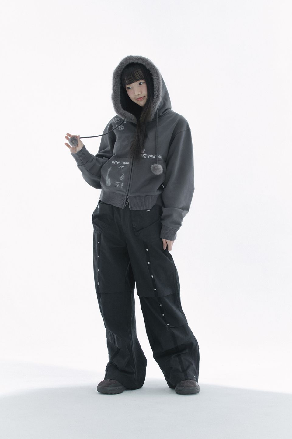 MUSINSA | HUG YOUR SKIN Hotfix fur hoodie zip-up (Charcoal)