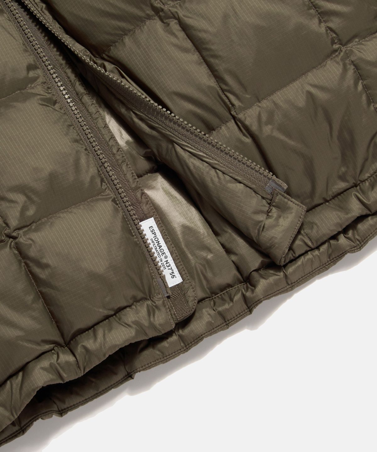 에스피오나지(ESPIONAGE) Hooded Light Down Jacket Taupe