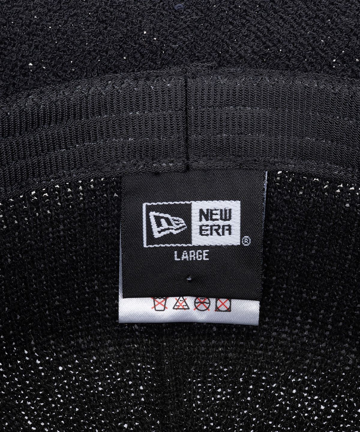 뉴에라(NEW ERA) 트로피컬 버킷 햇 블랙