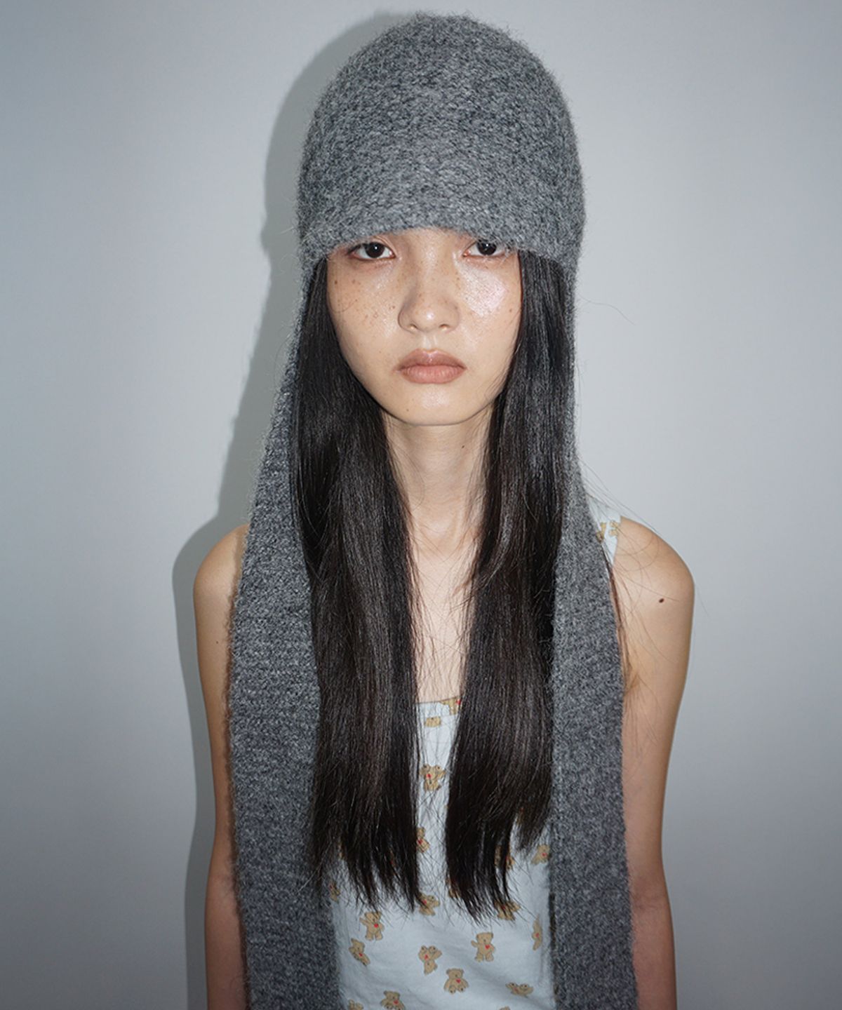 스컬프터(SCULPTOR) Flap Tail Beanie Charcoal