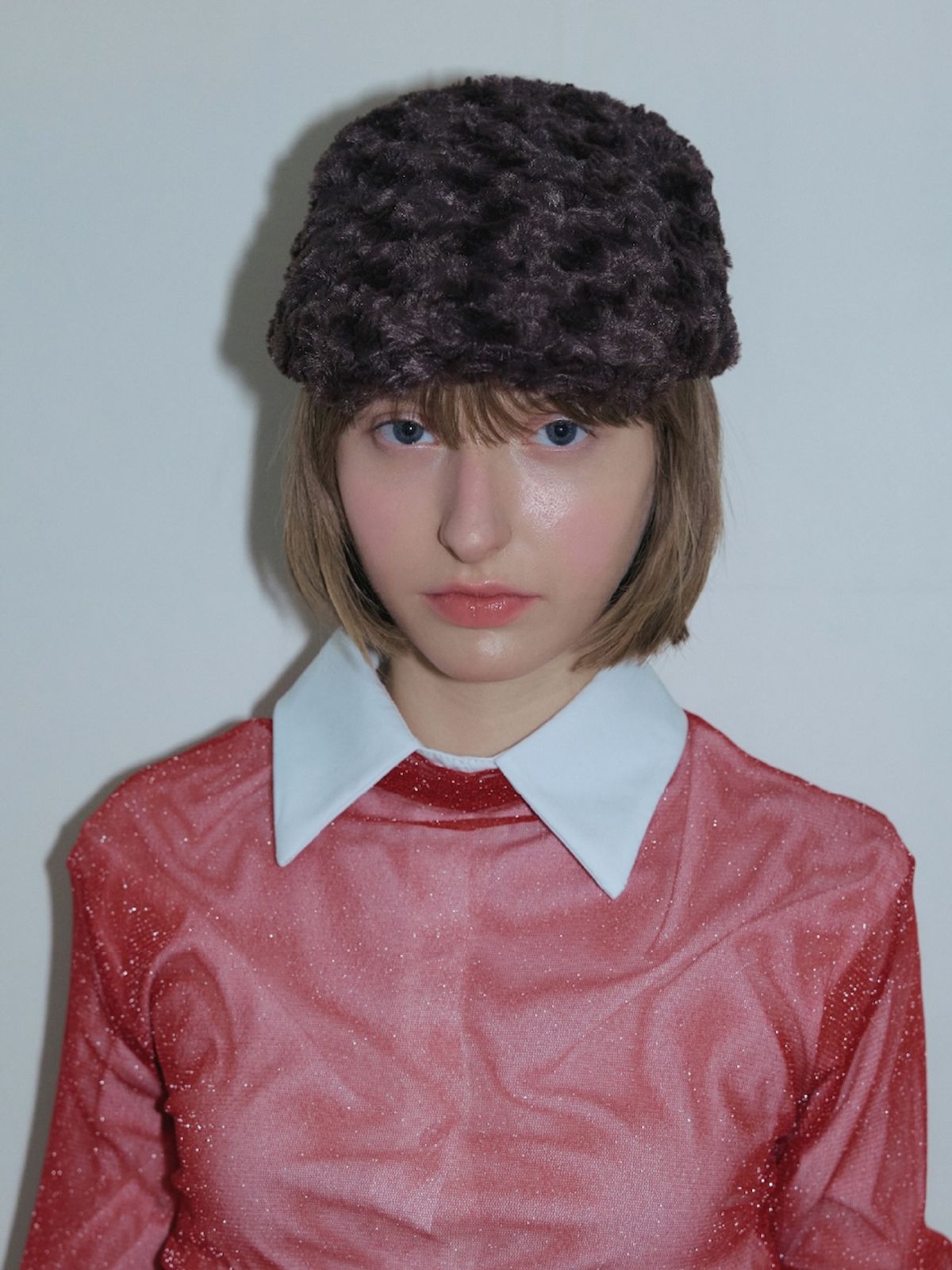 포에지담(POESIEDAME) ROSE COIL FLAT CAP IN ESPRESSO