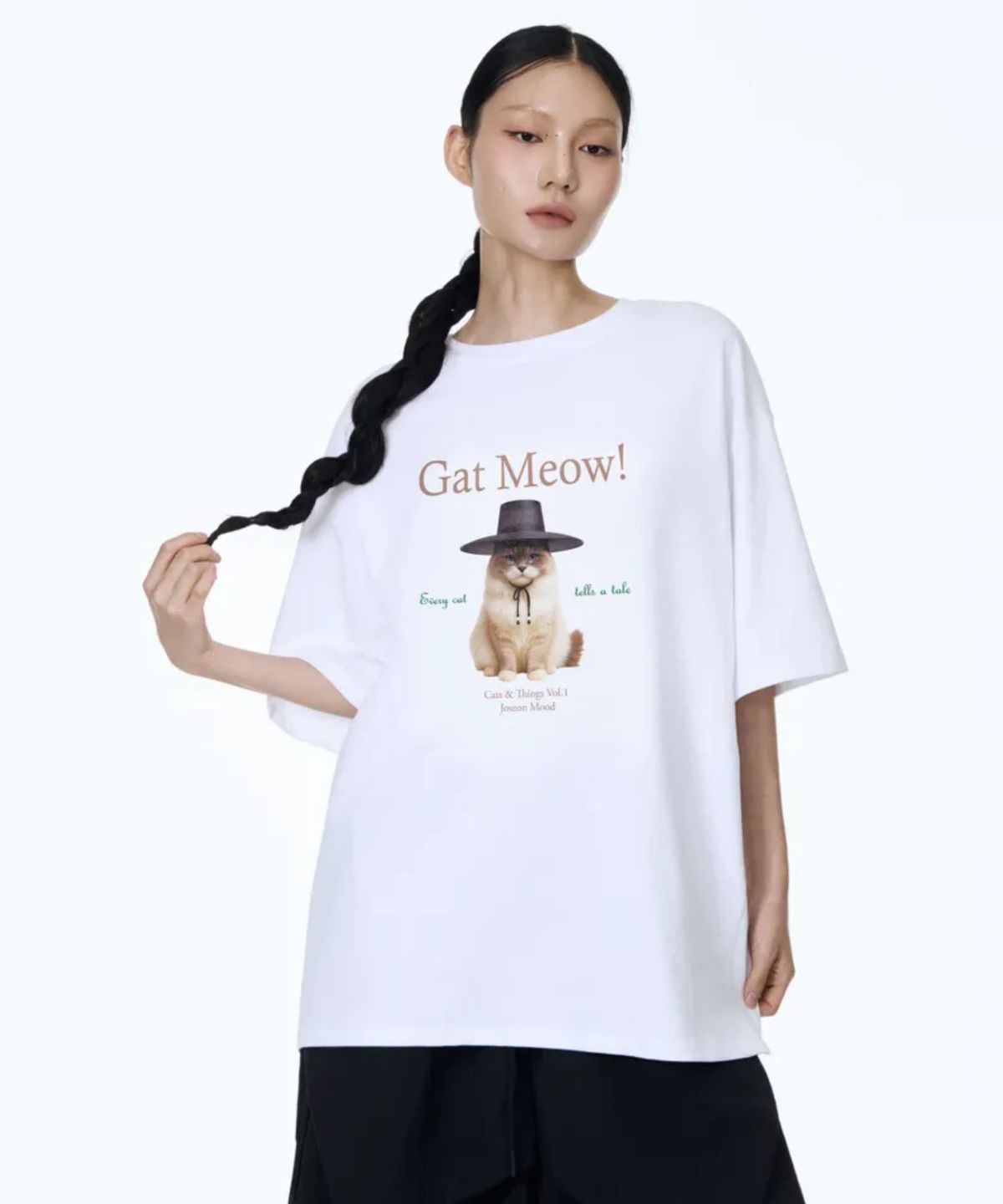 칠 하나 투 구육(71TO96) Gat Meow Overfit T-shirt (White)
