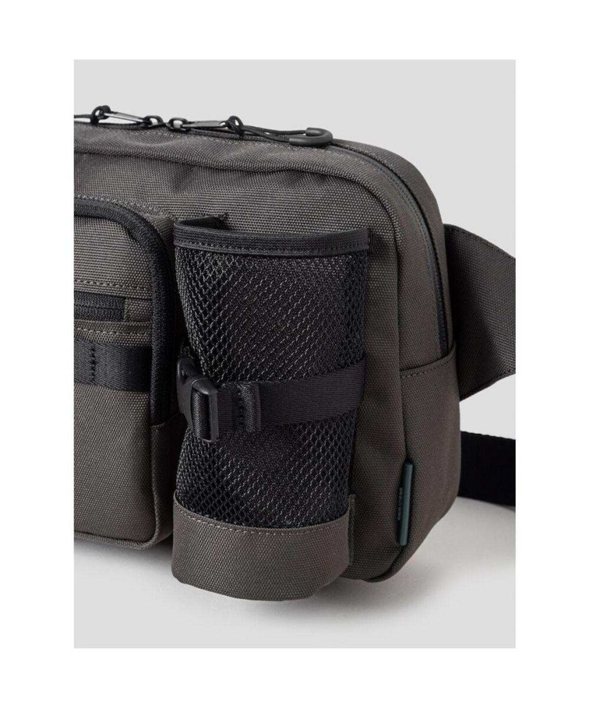 빈폴 액세서리(BEANPOLE ACCESSORY) 멀티 슬링백  그레이