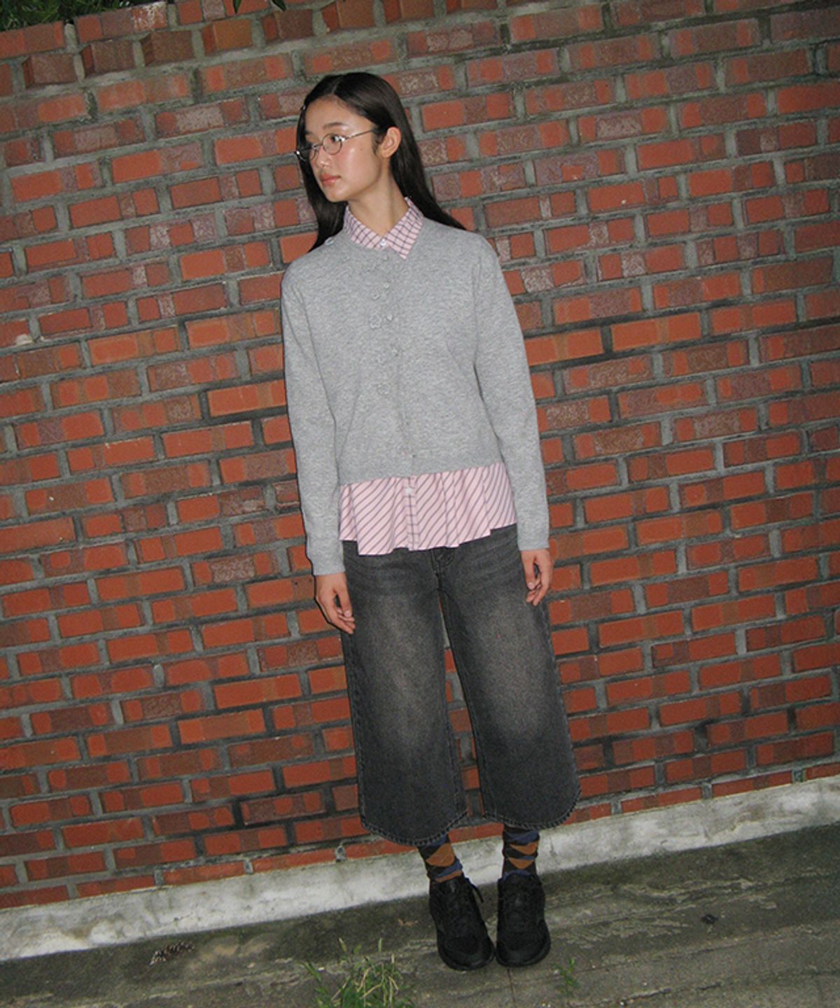 론론(RONRON) HANDMADE BLOSSOM CARDIGAN GREY